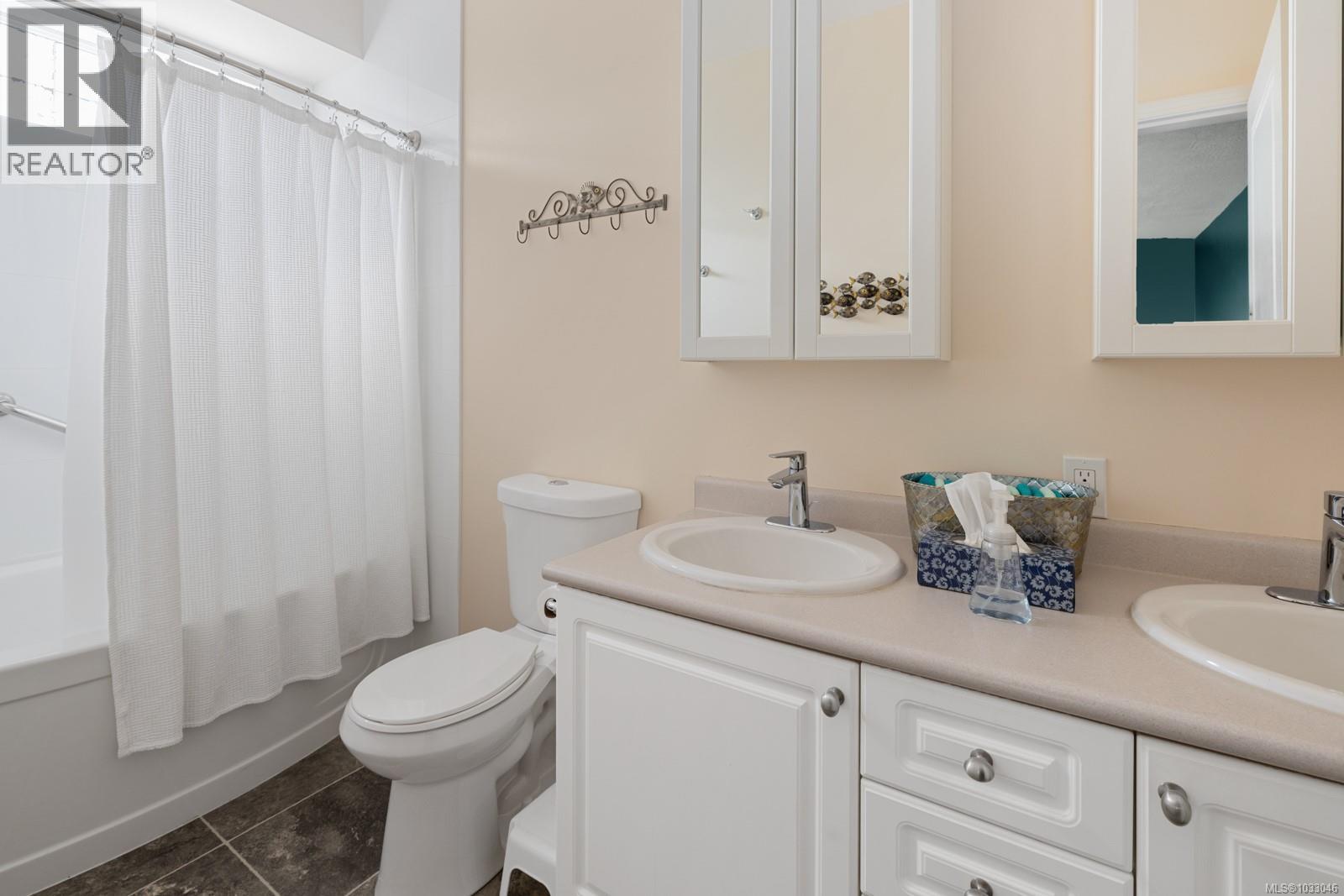 6246 Lower Chippewa Rd - 36