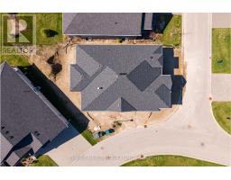 1558 Ed Ervasti Lane, London South, ON N6K5R7 Photo 7