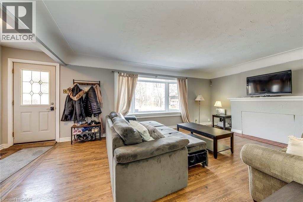 142 EWEN Road - 11