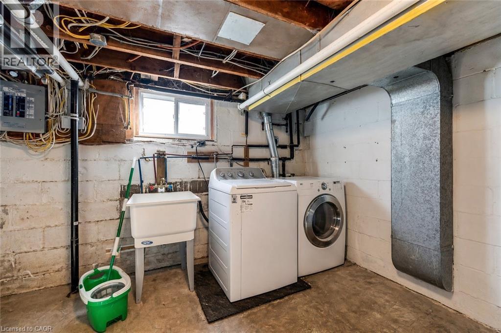 142 EWEN Road - 37