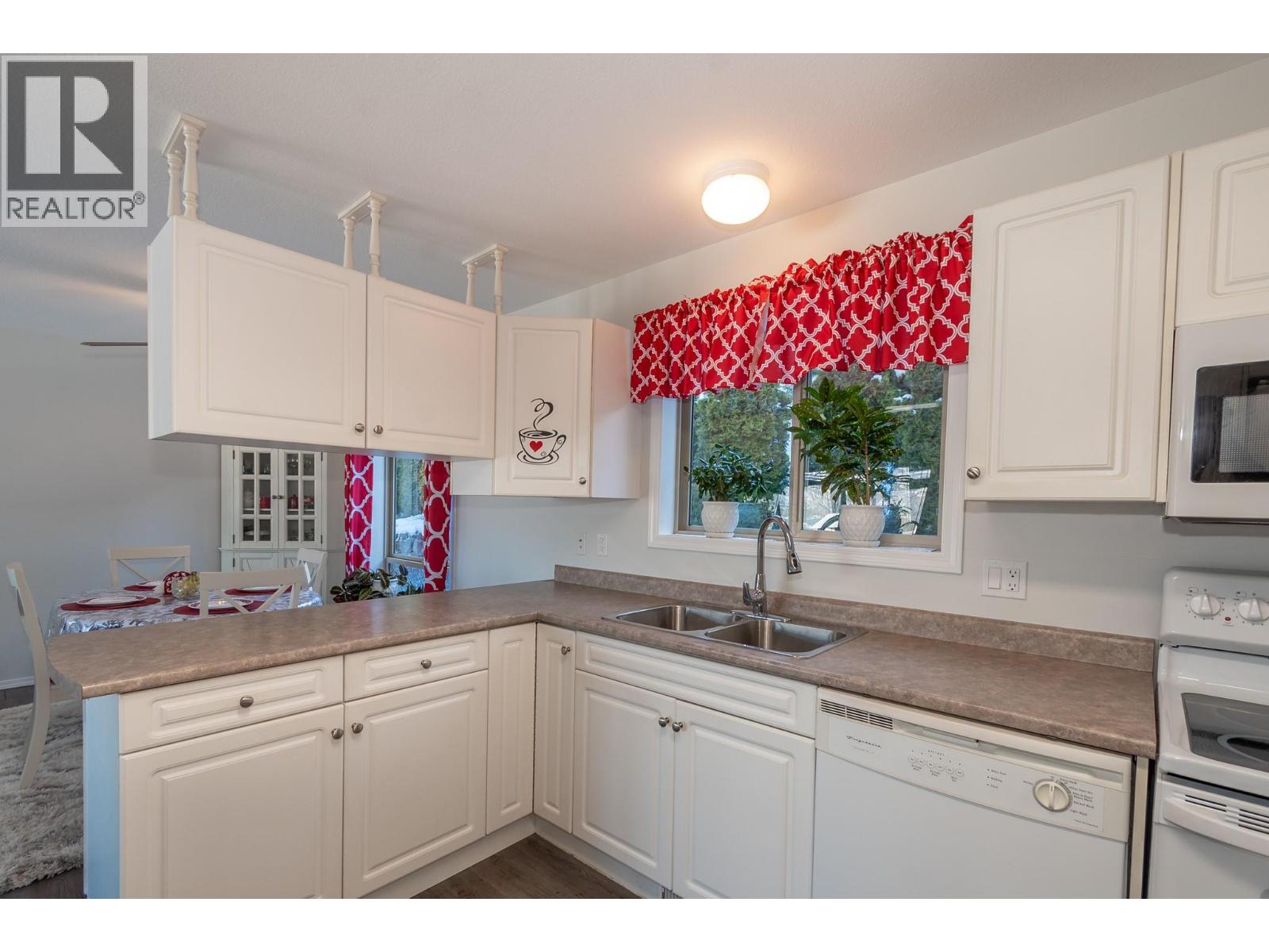 #42 1510 Trans Canada Highway - 19