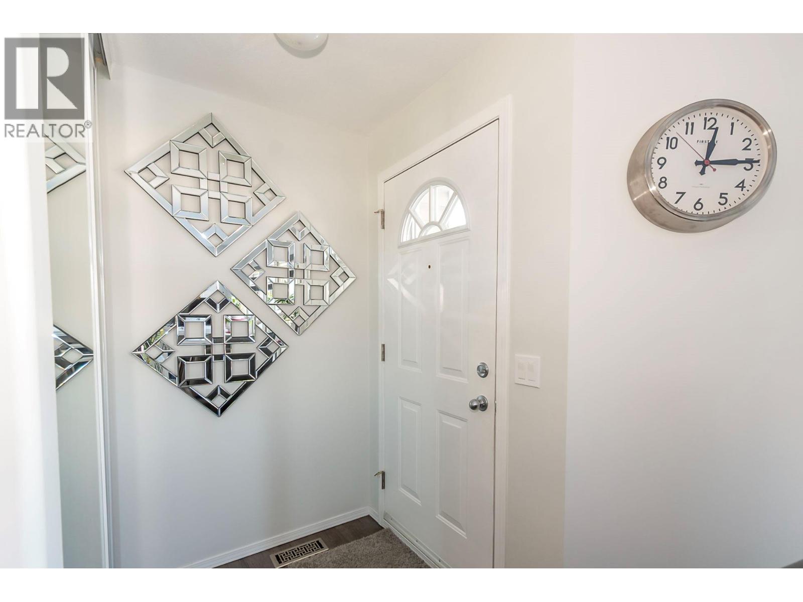 #42 1510 Trans Canada Highway - 34