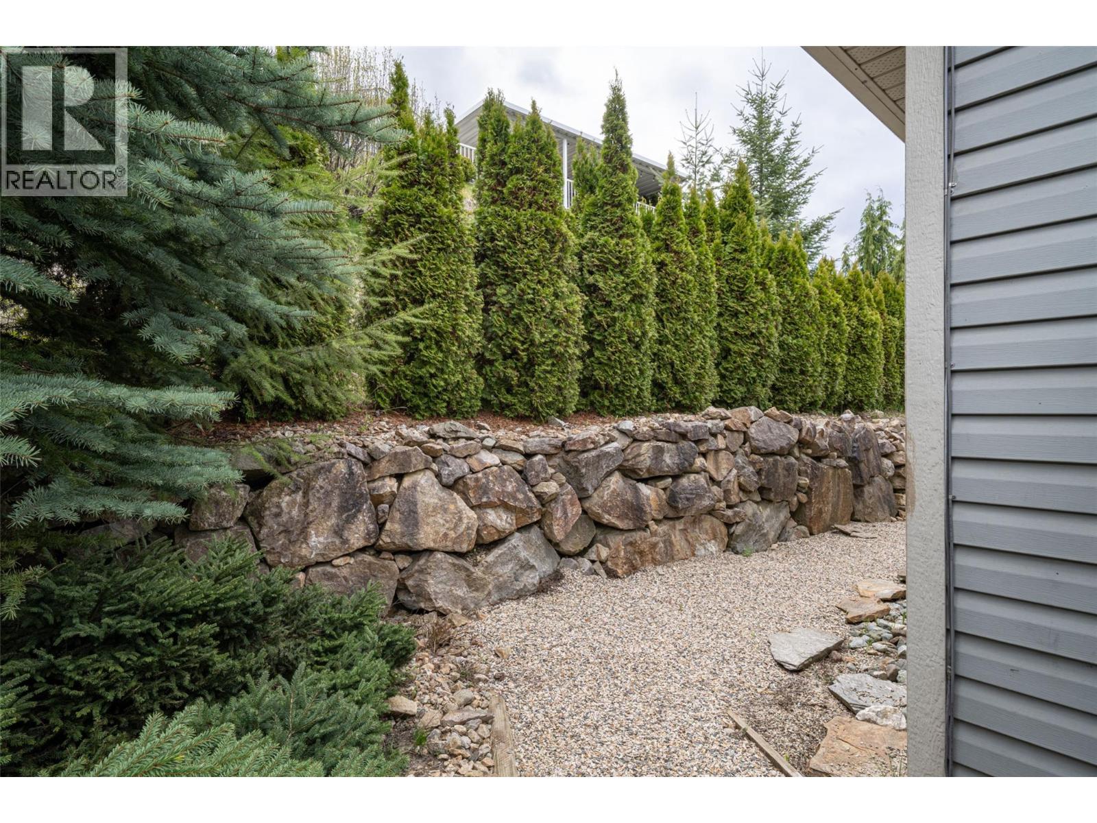 #42 1510 Trans Canada Highway - 42