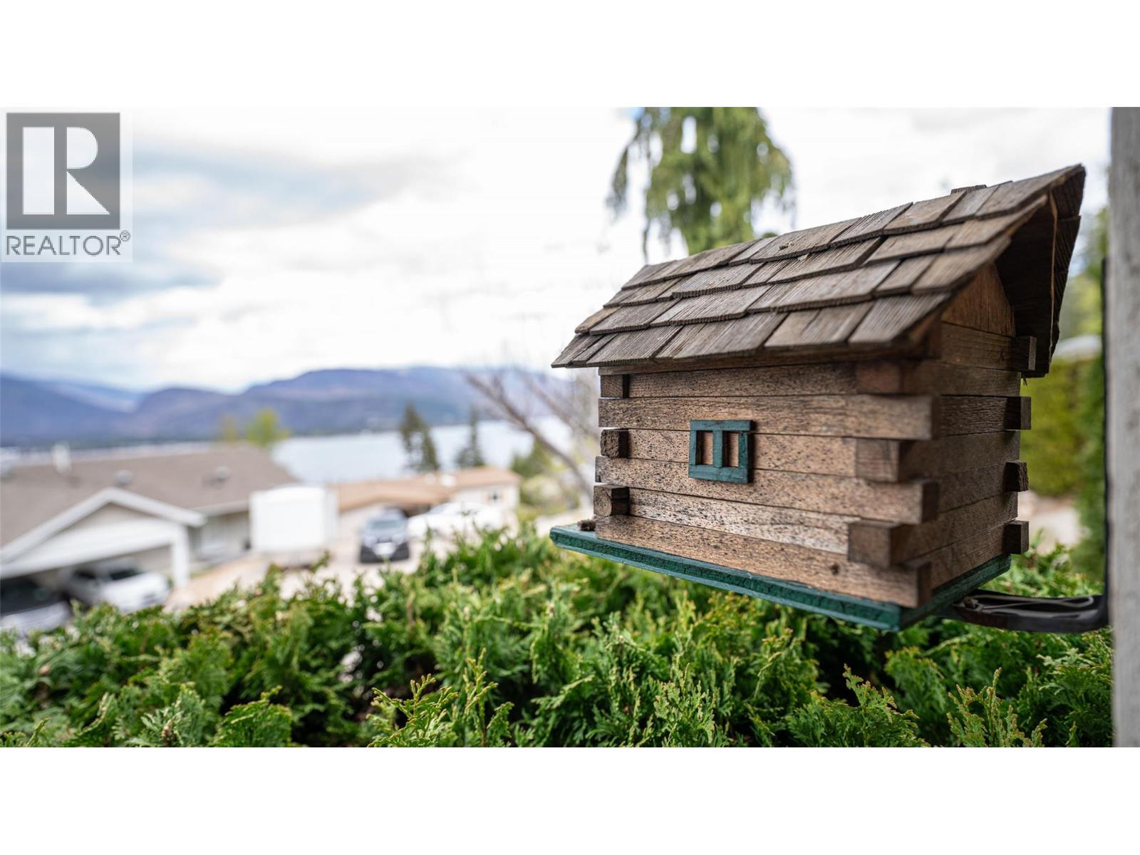 #42 1510 Trans Canada Highway - 48