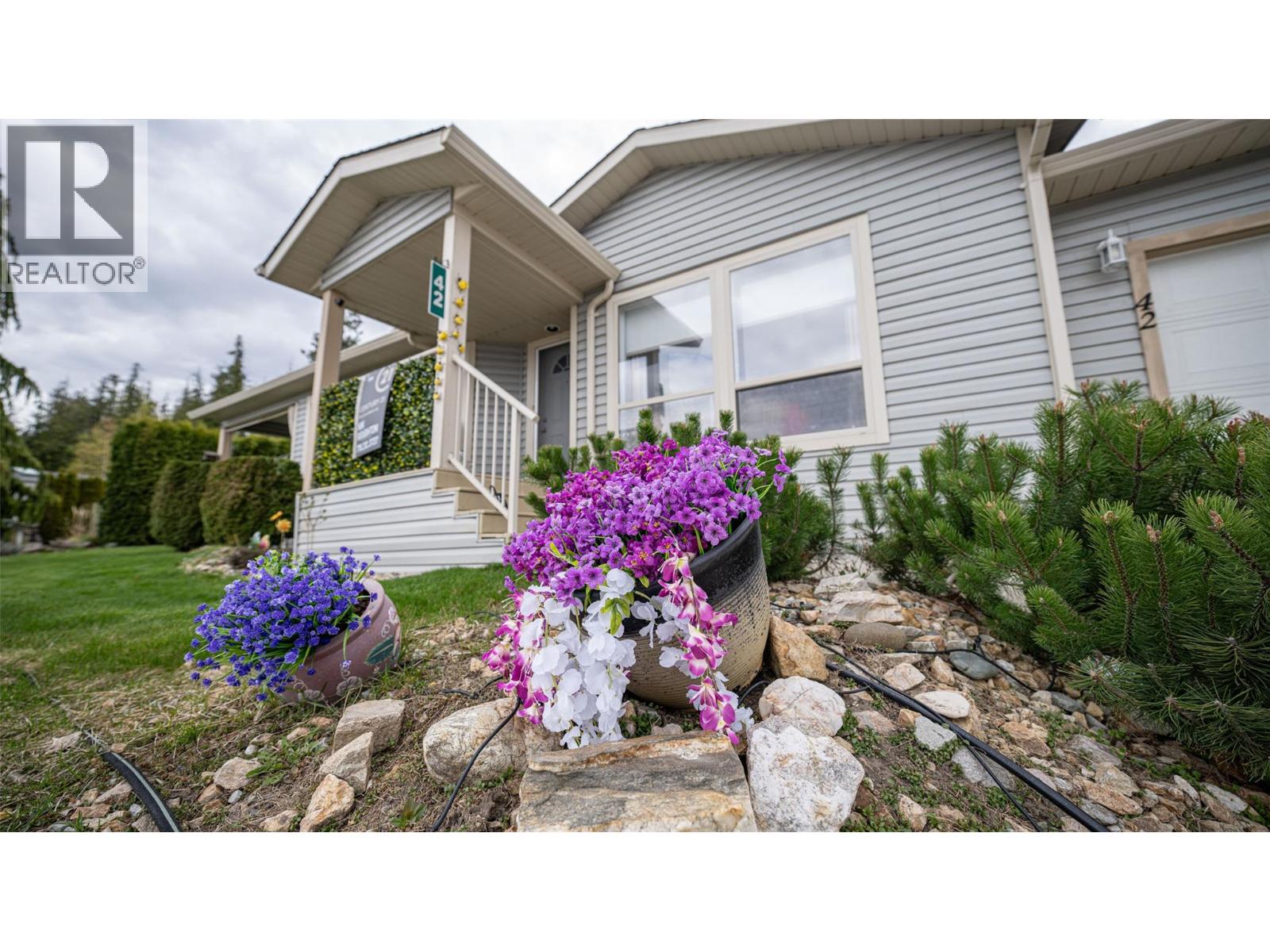 #42 1510 Trans Canada Highway - 52