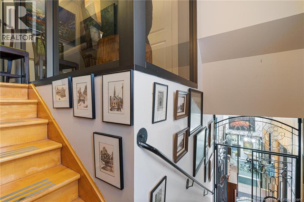 158-162 Charlotte Street - Image 3