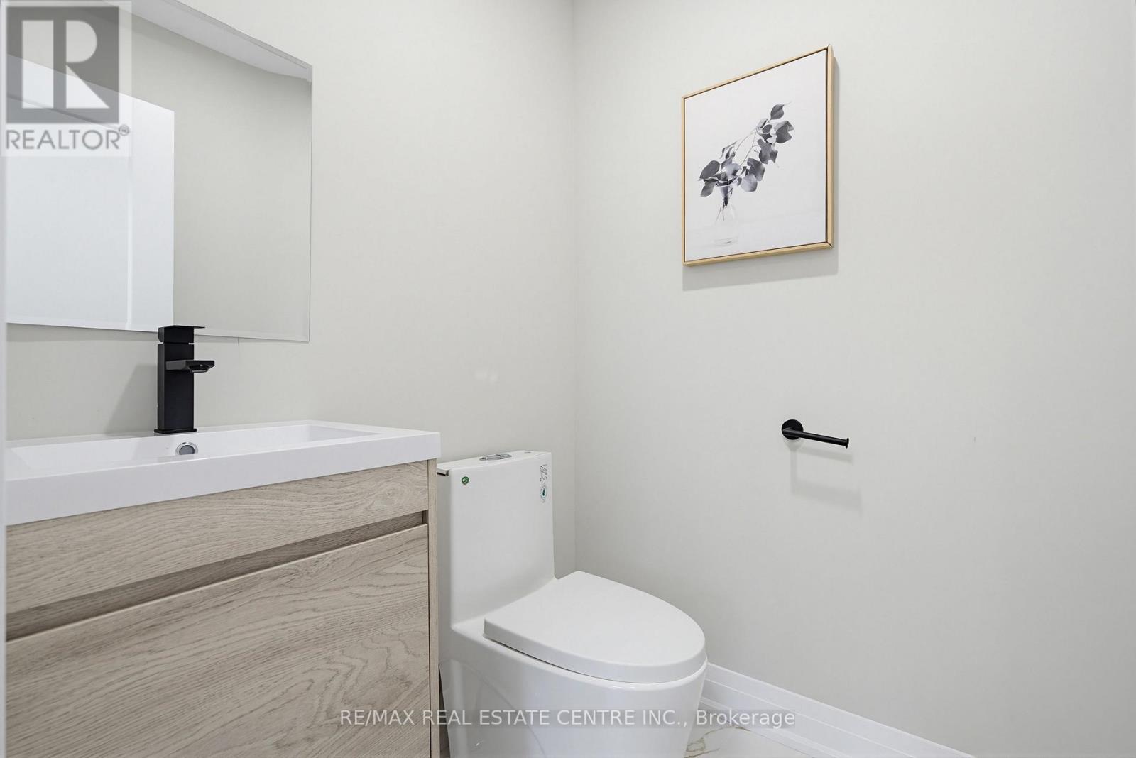 125 DUFFERIN STREET - 5