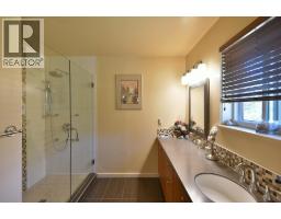 6502 Sunshine Coast Highway, Sechelt, BC V7Z0M9 Photo 15