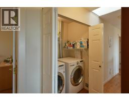 6502 Sunshine Coast Highway, Sechelt, BC V7Z0M9 Photo 16