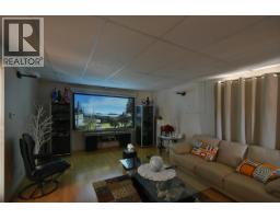 6502 Sunshine Coast Highway, Sechelt, BC V7Z0M9 Photo 21