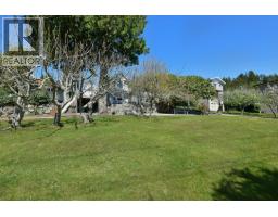 6502 Sunshine Coast Highway, Sechelt, BC V7Z0M9 Photo 34