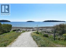 6502 Sunshine Coast Highway, Sechelt, BC V7Z0M9 Photo 36
