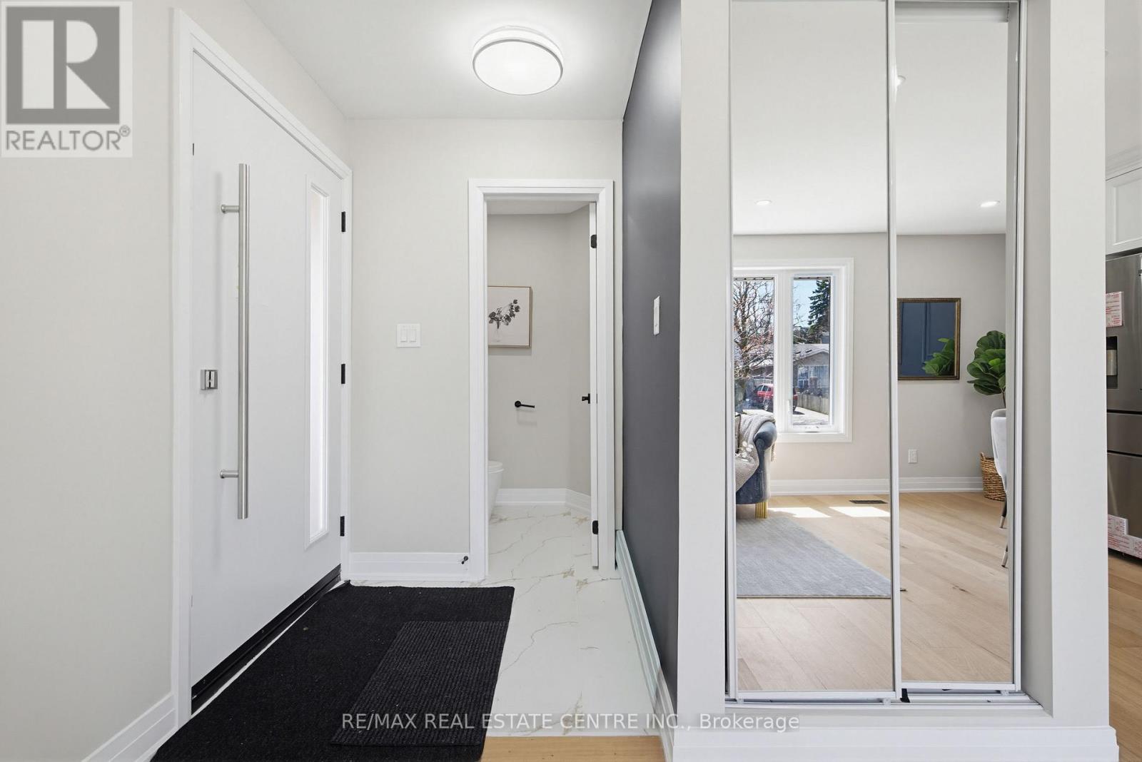 125 DUFFERIN STREET - 4