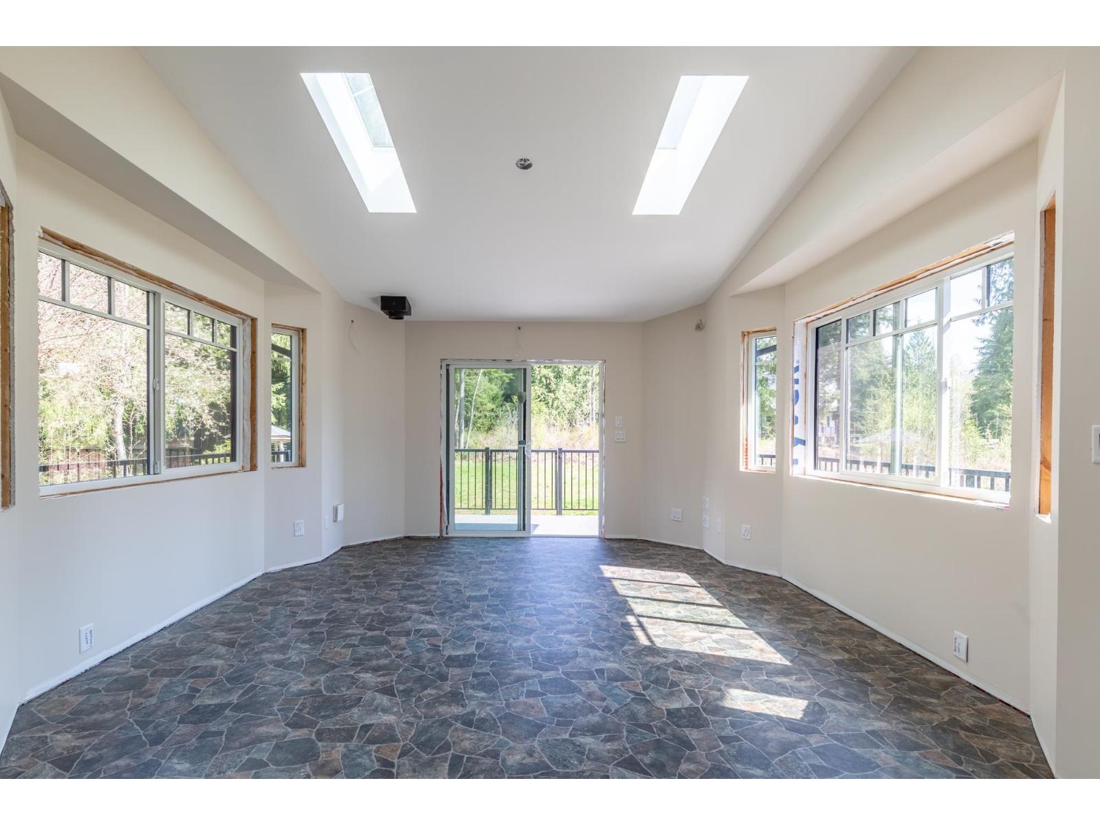 9328 LARKSPUR AVENUE — photo 20