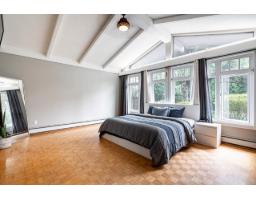 13721 Marine Drive, White Rock, BC V4B1A3 Photo 22