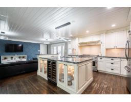 13721 Marine Drive, White Rock, BC V4B1A3 Photo 9