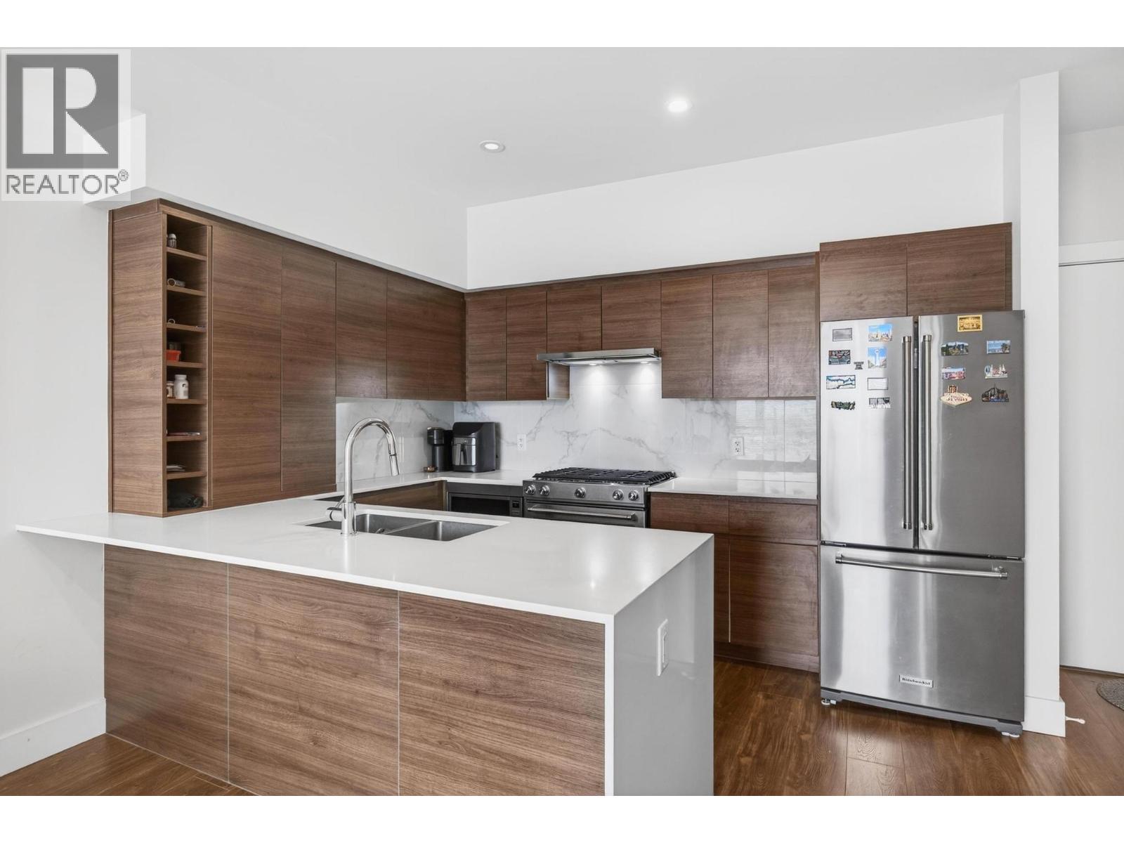 1925 Enterprise Way Unit# 412, Kelowna