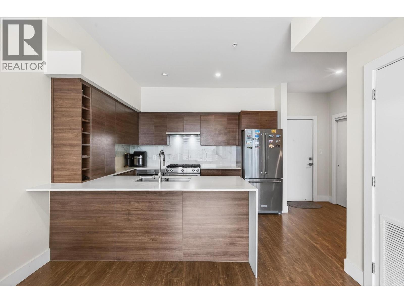 1925 Enterprise Way Unit# 412, Kelowna