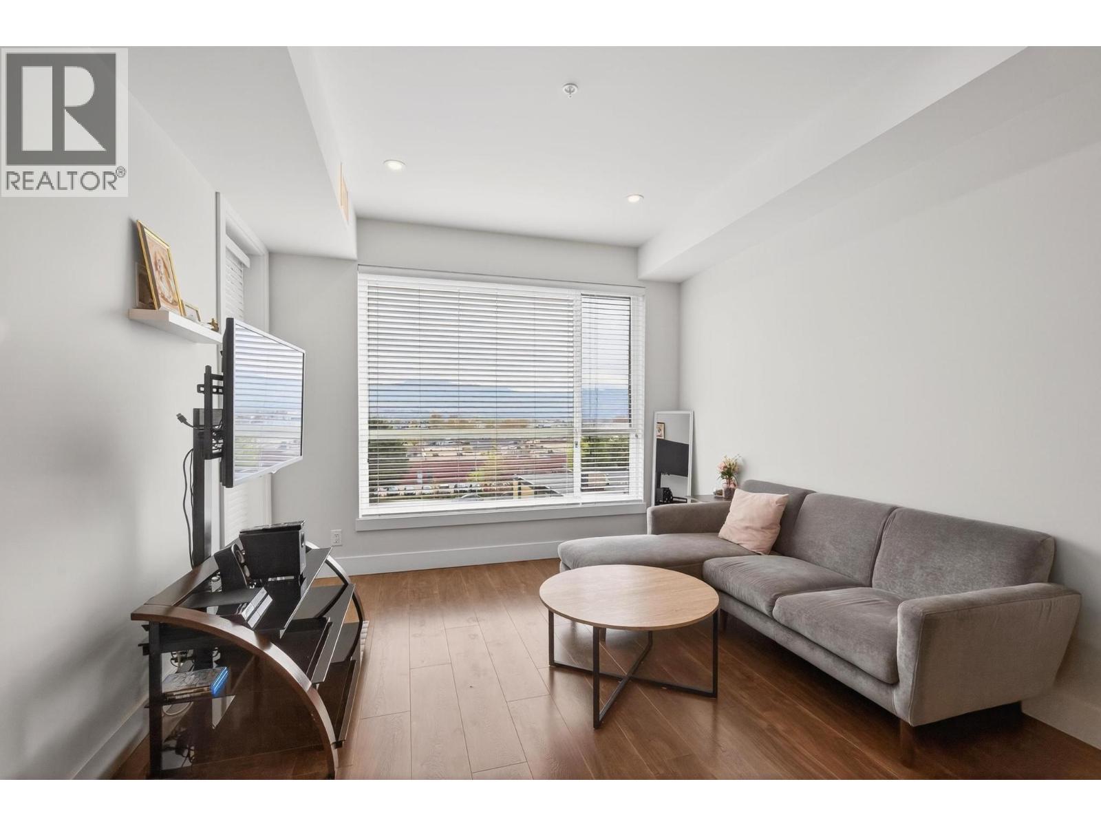 1925 Enterprise Way Unit# 412, Kelowna