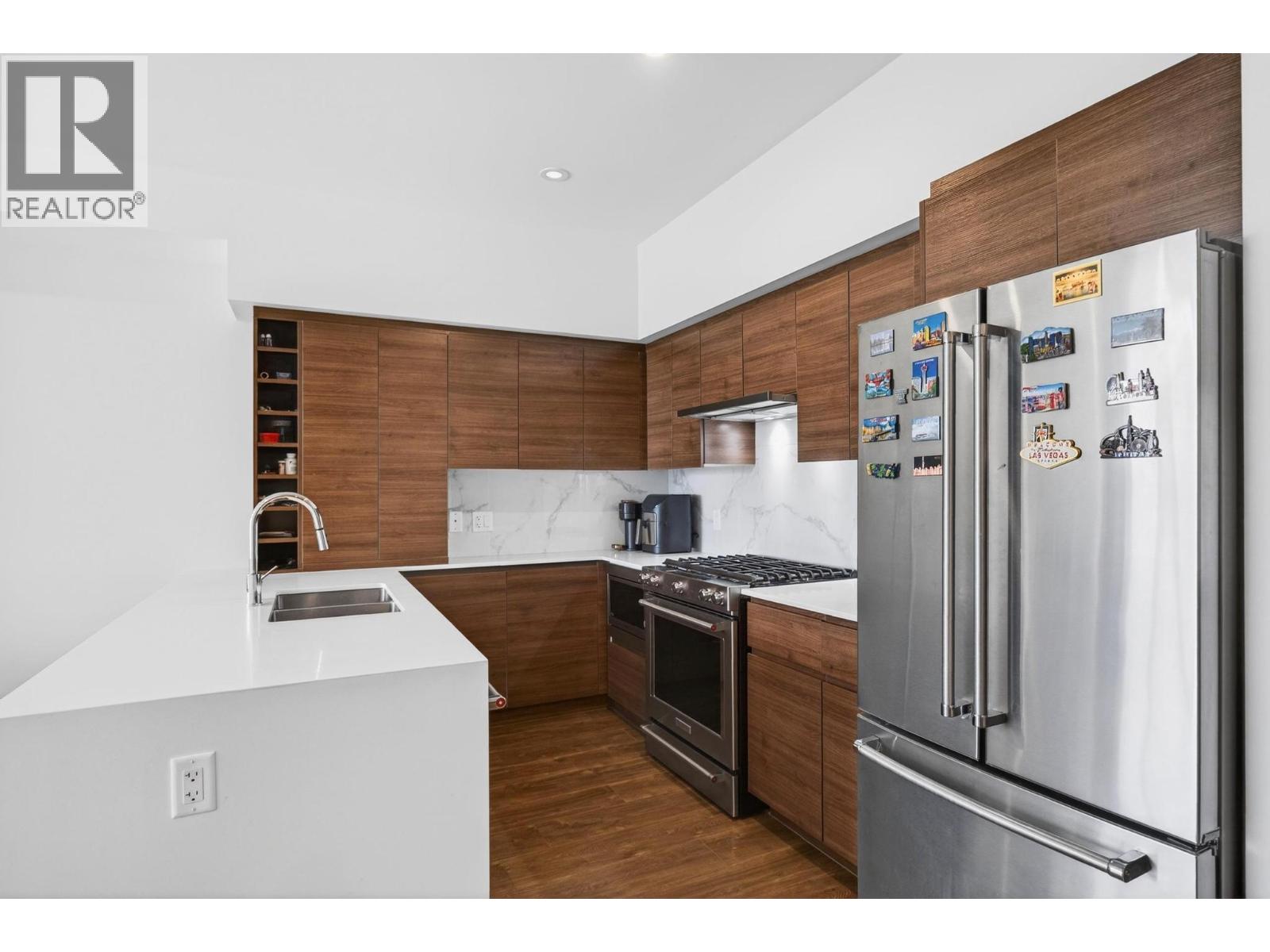 1925 Enterprise Way Unit# 412, Kelowna