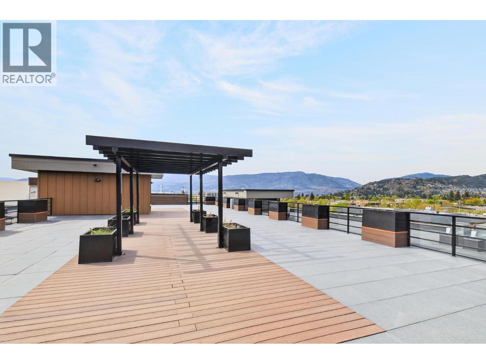 1925 Enterprise Way Unit# 412, Kelowna