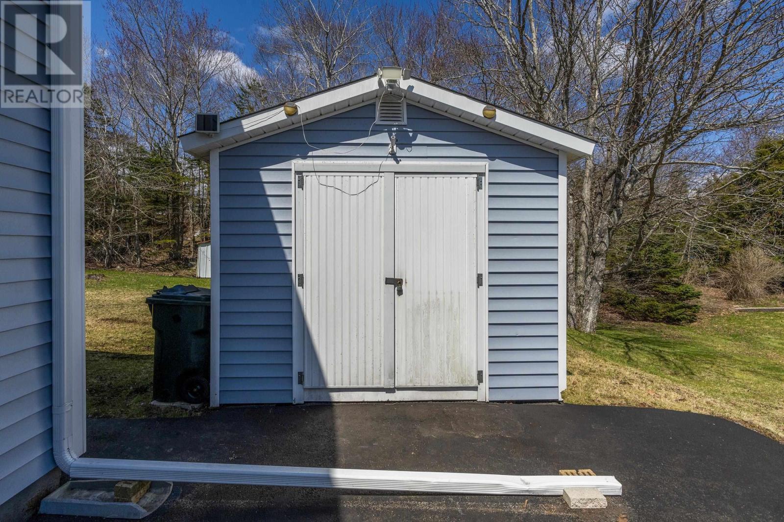 Property 33 of 40 of 33 Rosewood Avenue