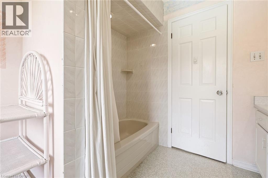 360 POMONA Avenue — photo 25