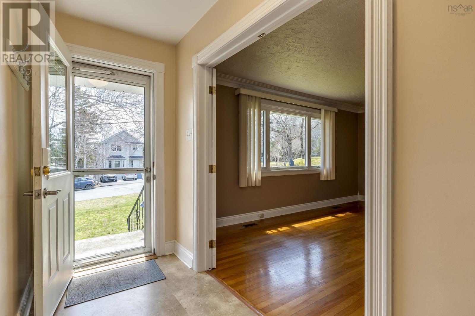 Property 4 of 40 of 33 Rosewood Avenue