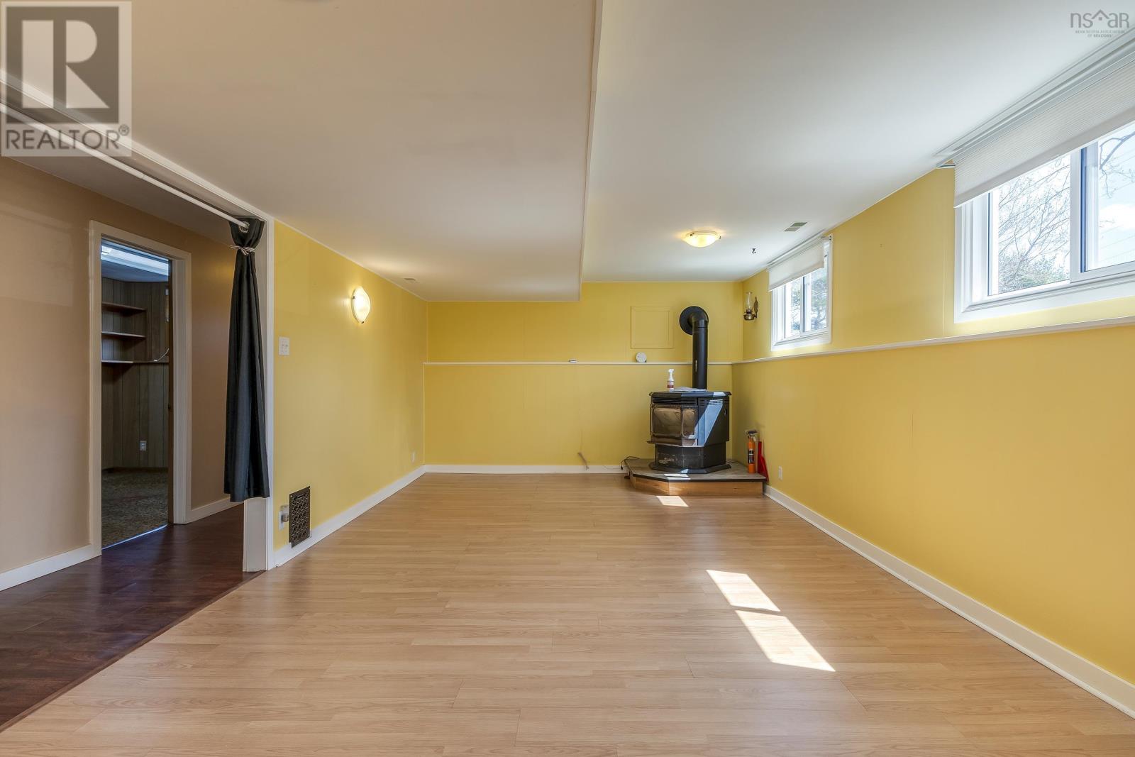 Property 27 of 40 of 33 Rosewood Avenue