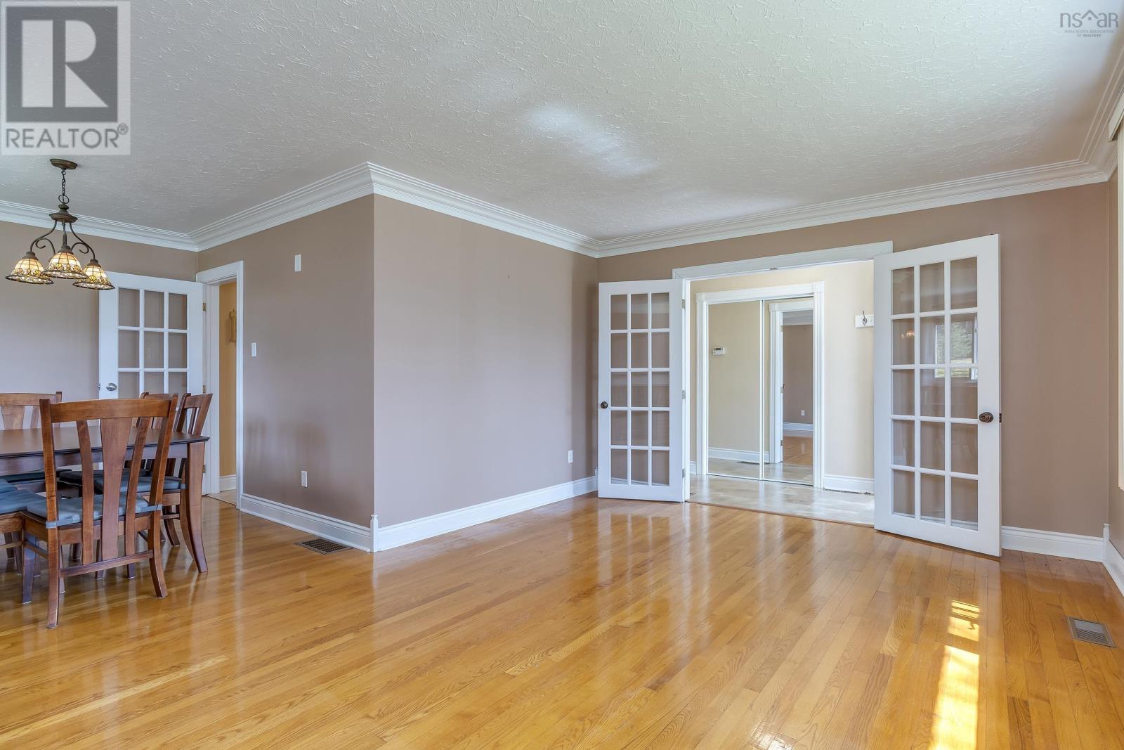 Property 7 of 40 of 33 Rosewood Avenue