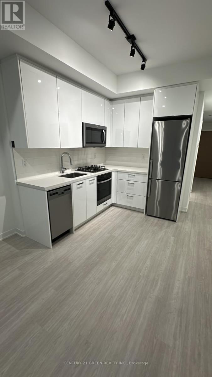 #414 195 MCCAUL STREET - 5