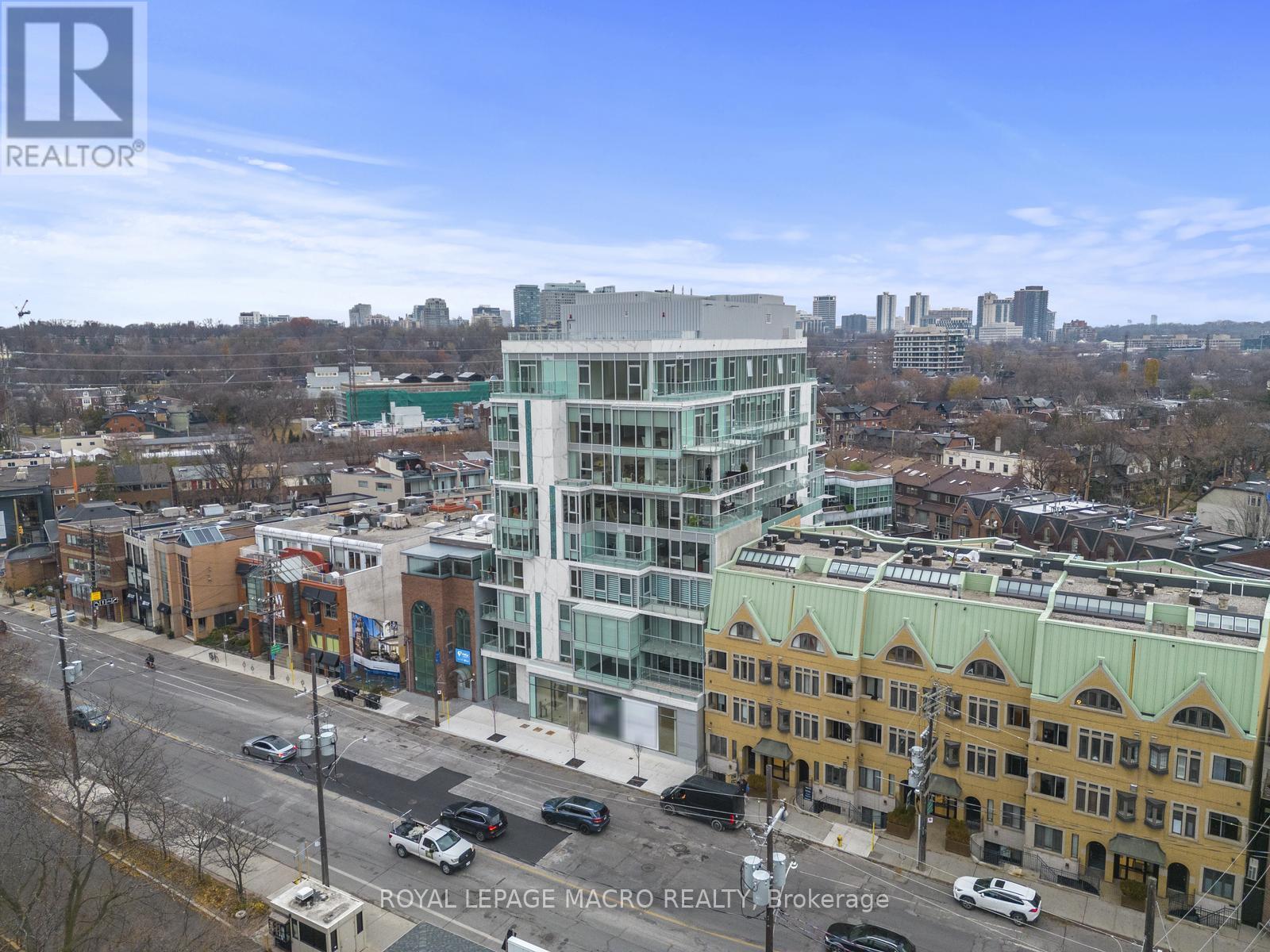 #403 346 DAVENPORT ROAD - 6
