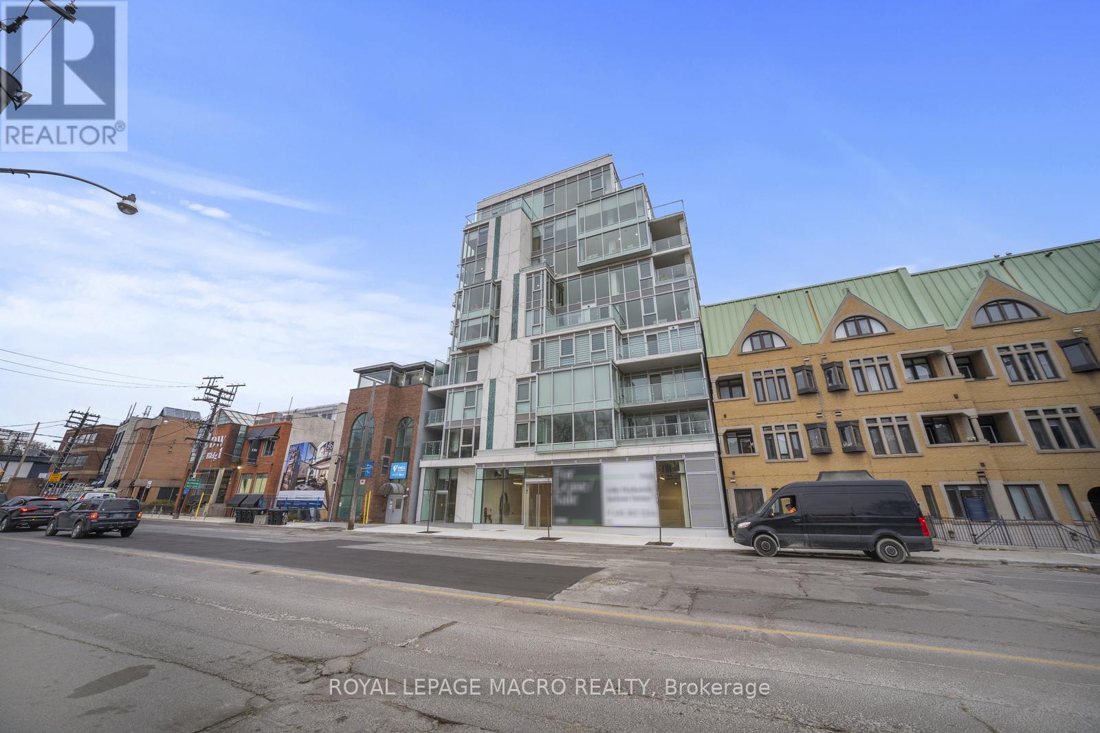 #403 346 DAVENPORT ROAD - 7