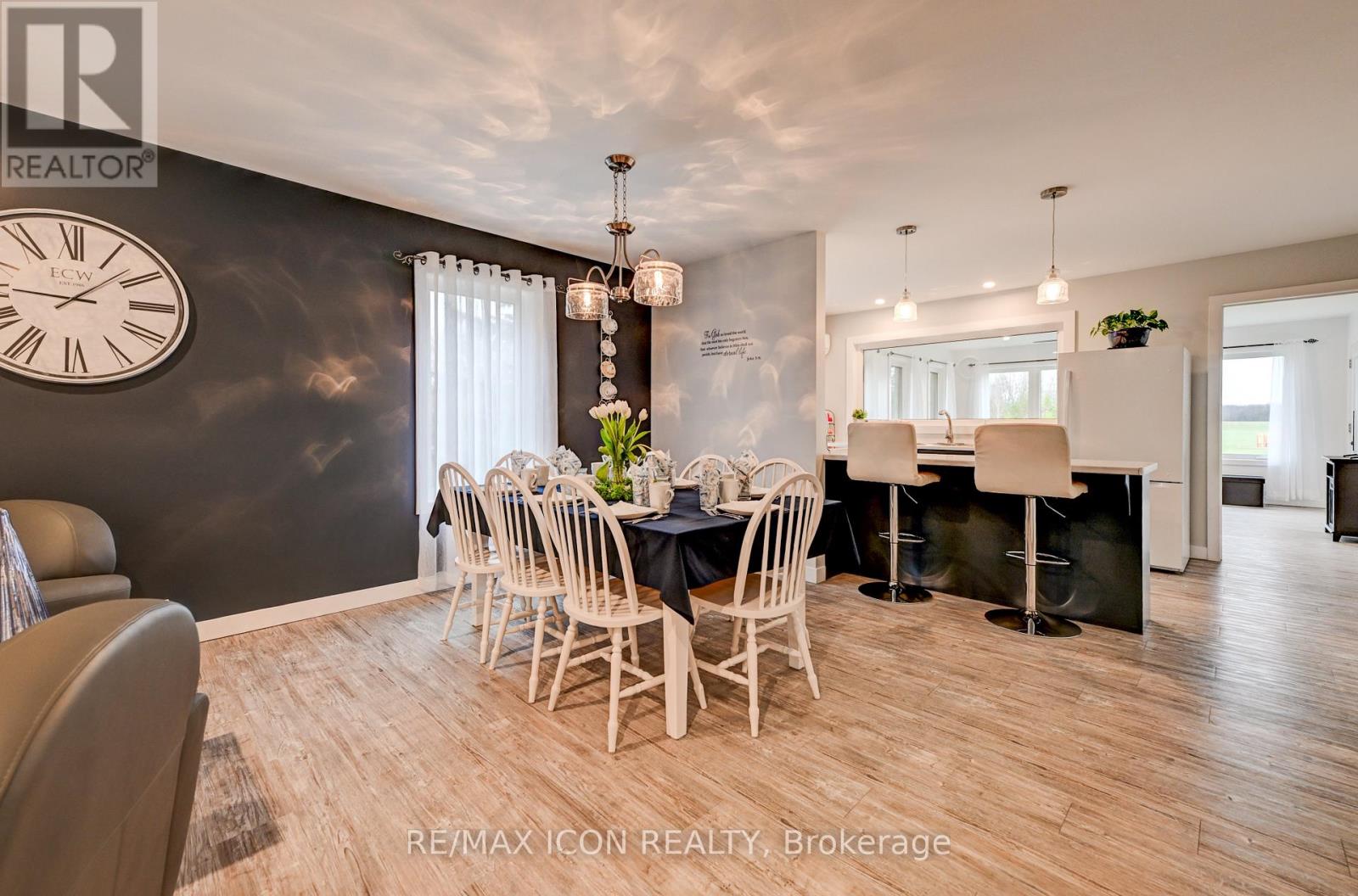 Dining Room Residence 2