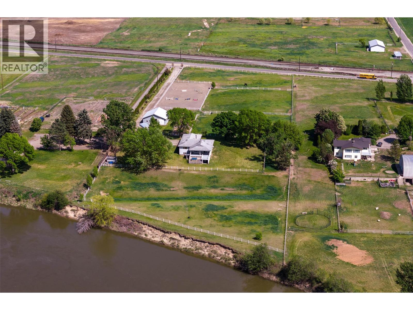 8717 Veteran Road - 2