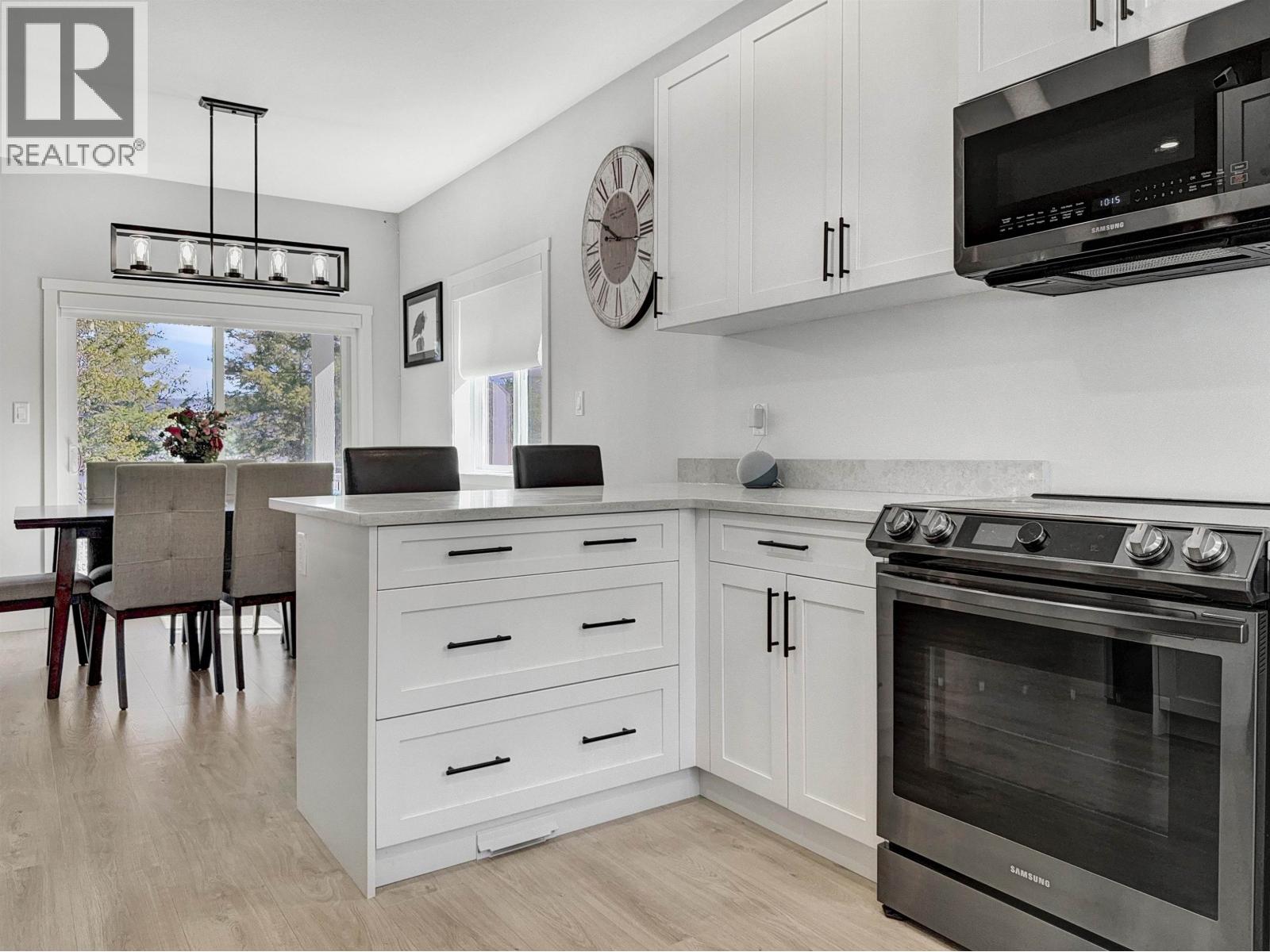 #7 555 WOTZKE DRIVE - Image 3