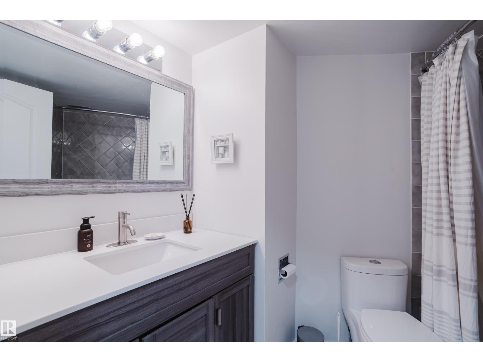 #402 10045 117 ST NW, Edmonton