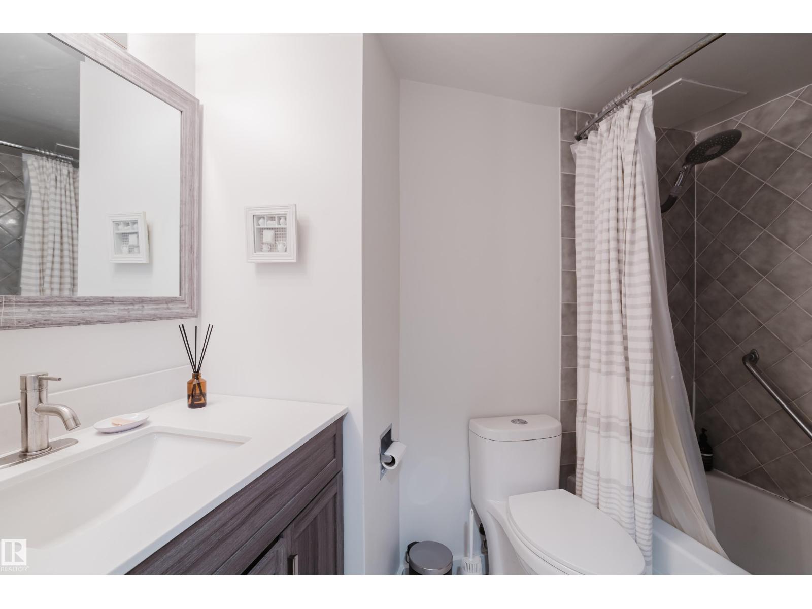 #402 10045 117 ST NW, Edmonton
