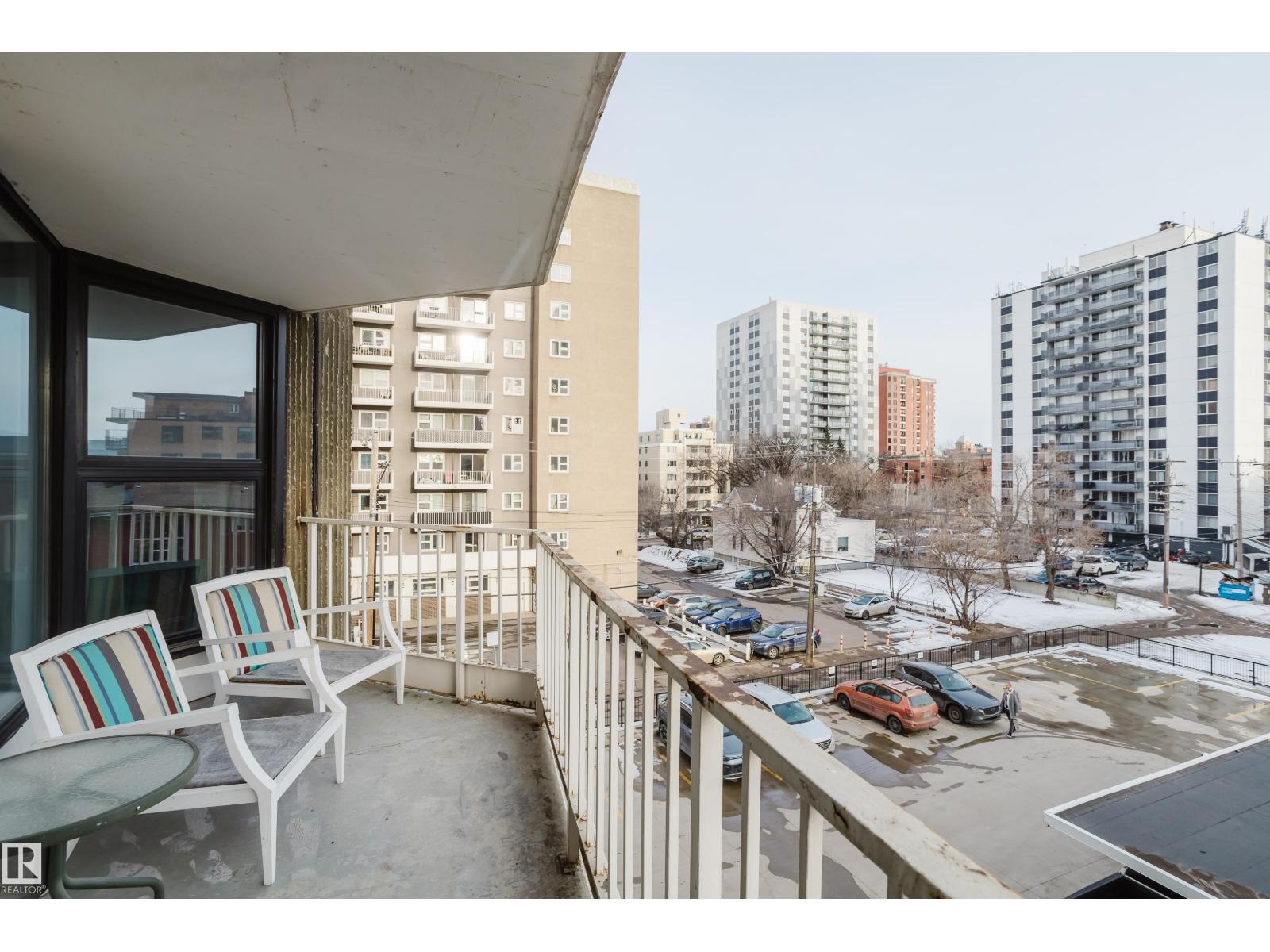#402 10045 117 ST NW, Edmonton
