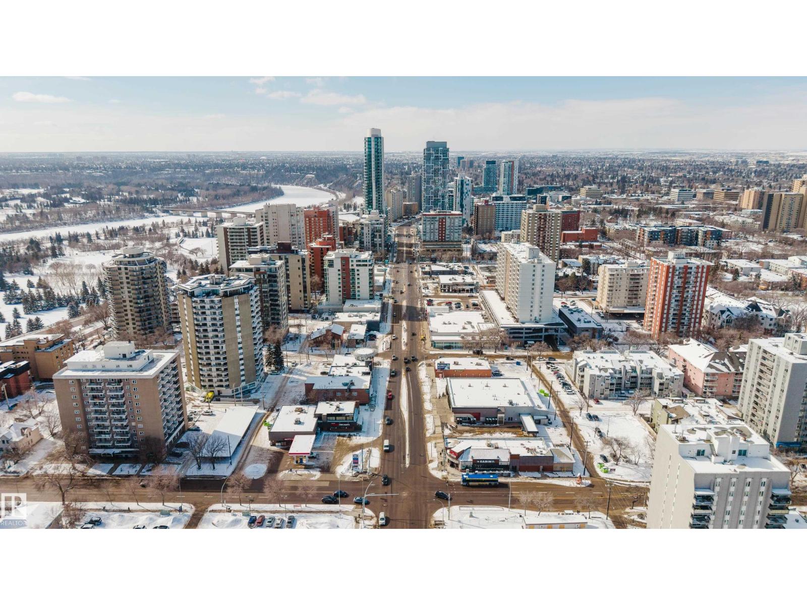 #402 10045 117 ST NW, Edmonton