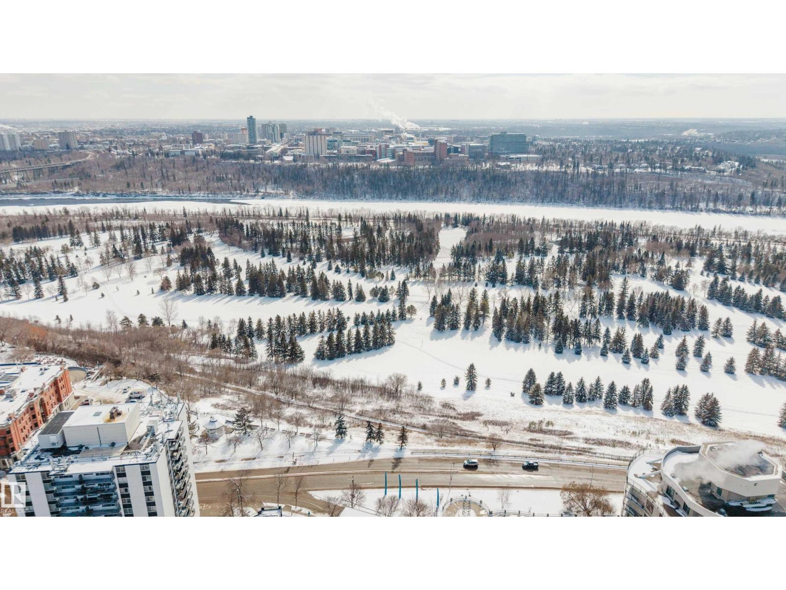 #402 10045 117 ST NW, Edmonton