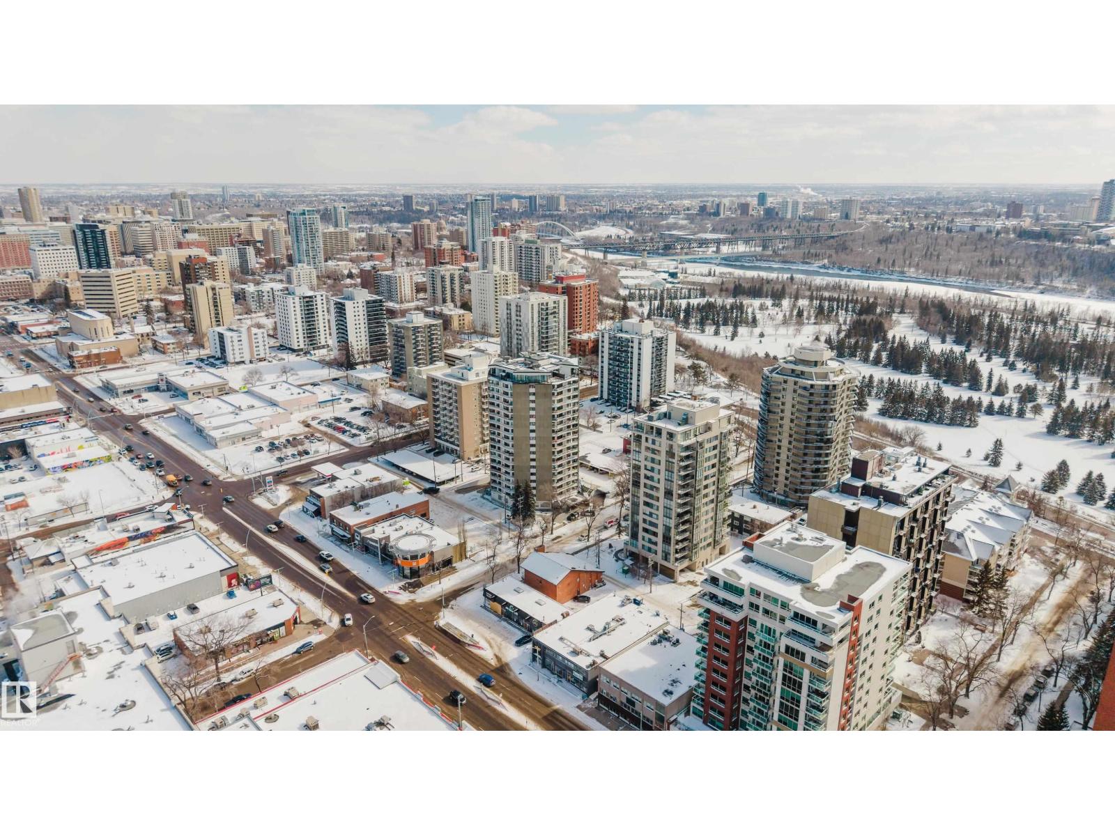 #402 10045 117 ST NW, Edmonton
