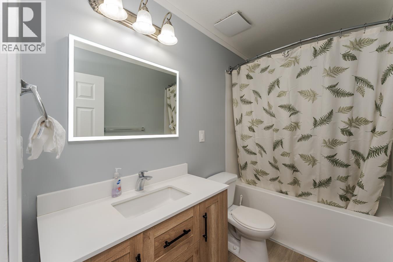 116 MCKENZIE AVENUE - 16