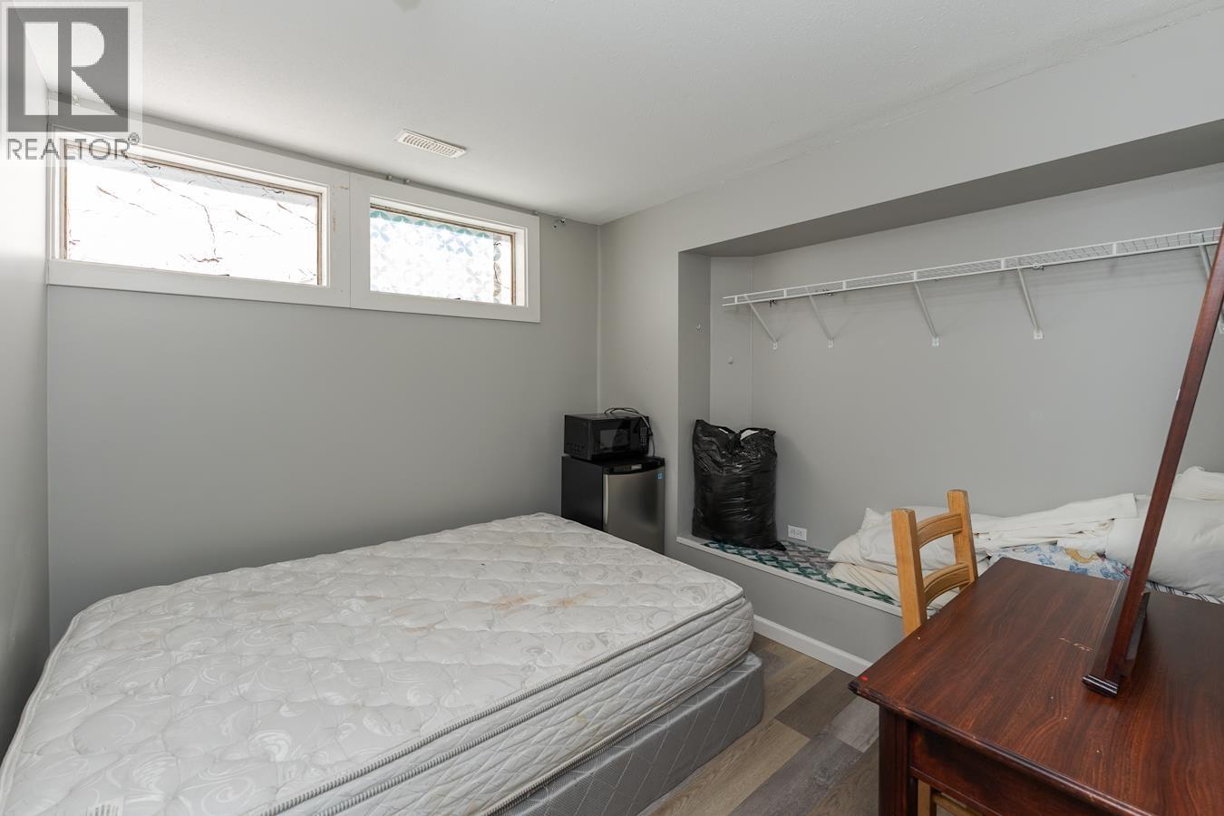 116 MCKENZIE AVENUE - 34