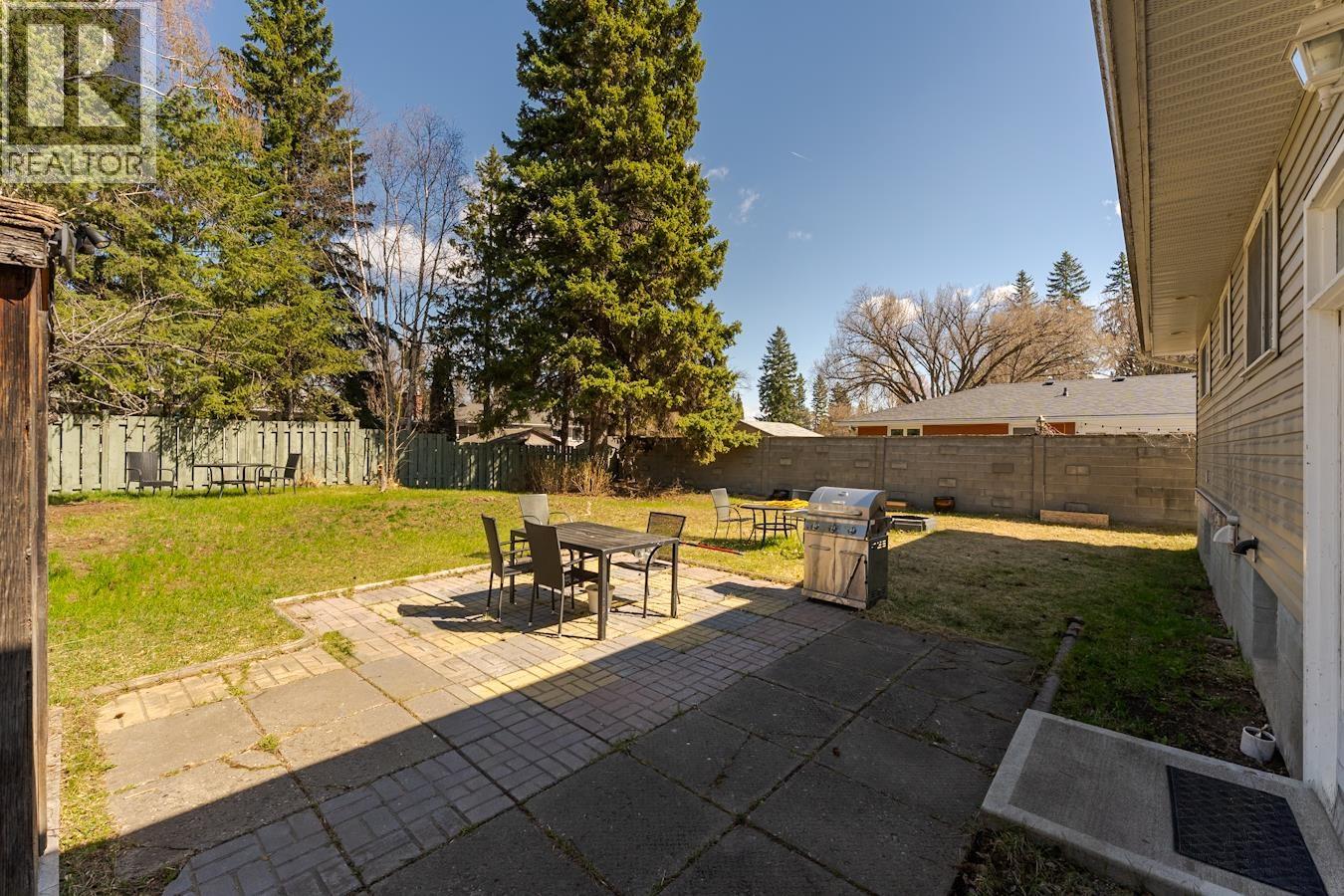116 MCKENZIE AVENUE - 37