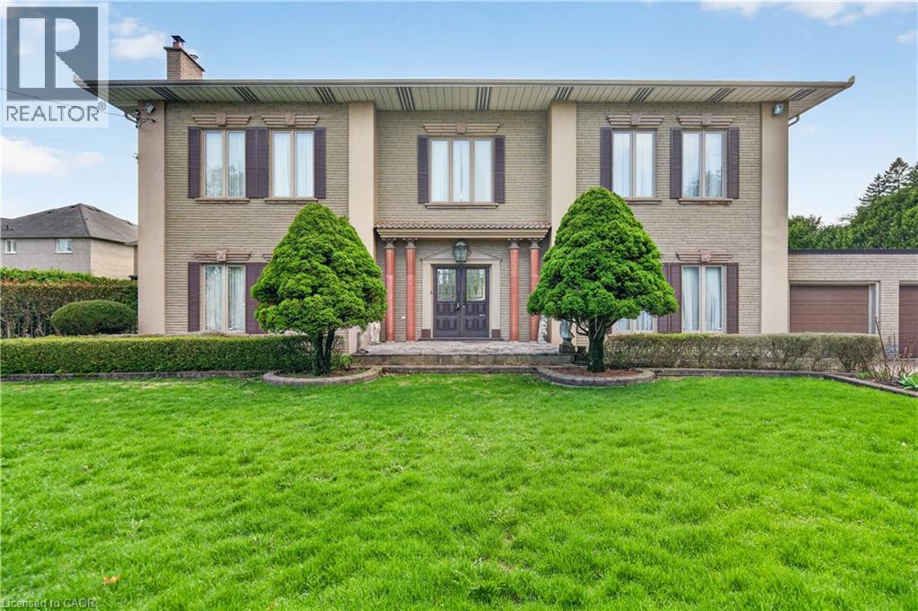 213 STONE CHURCH Road W, Hamilton, Ontario, L9B1A2 — Photo 2