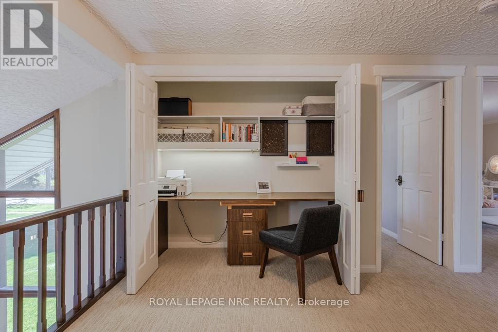 Built-In Office Nook