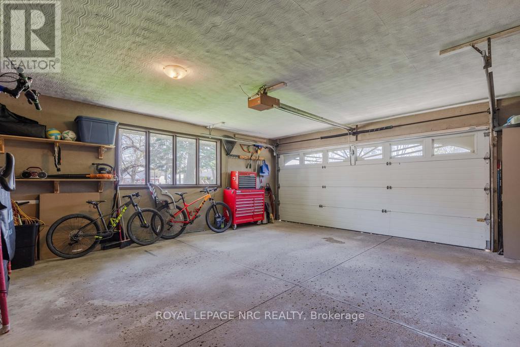 Attached Garage