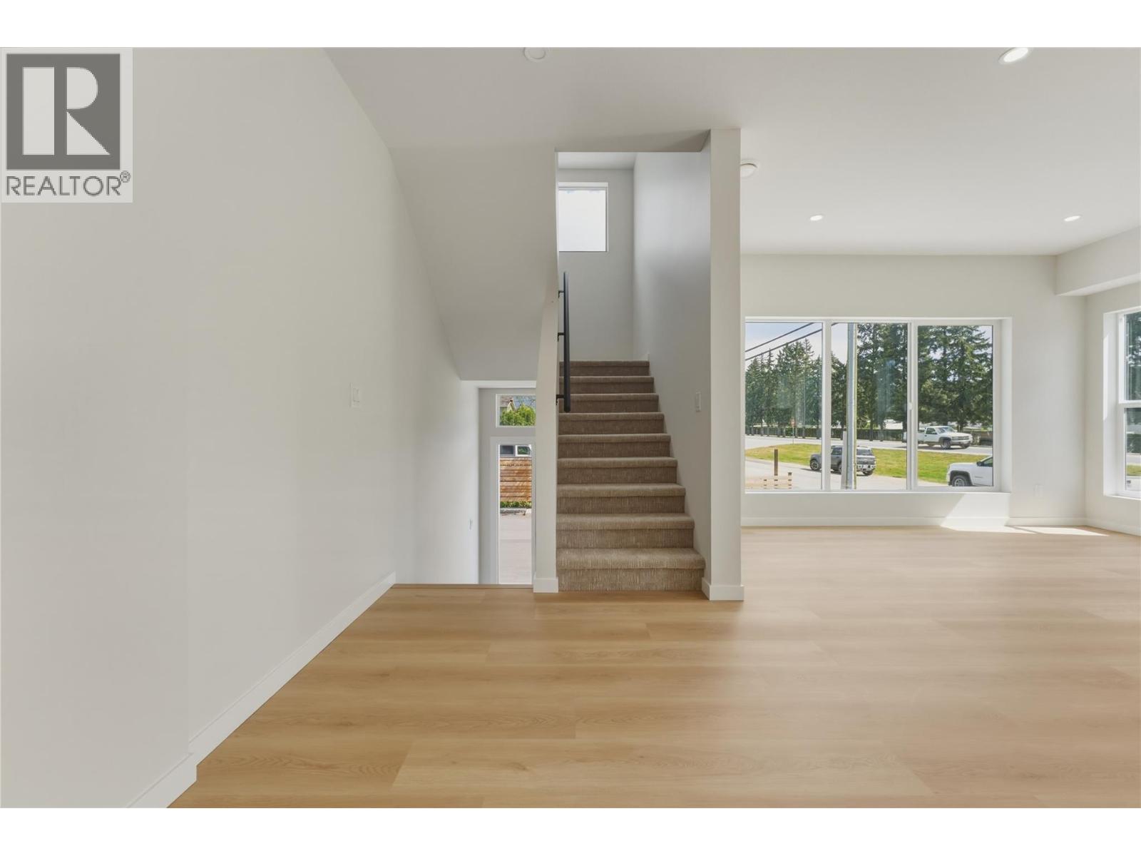 5661 Okanagan Landing Road Unit# 1, Vernon