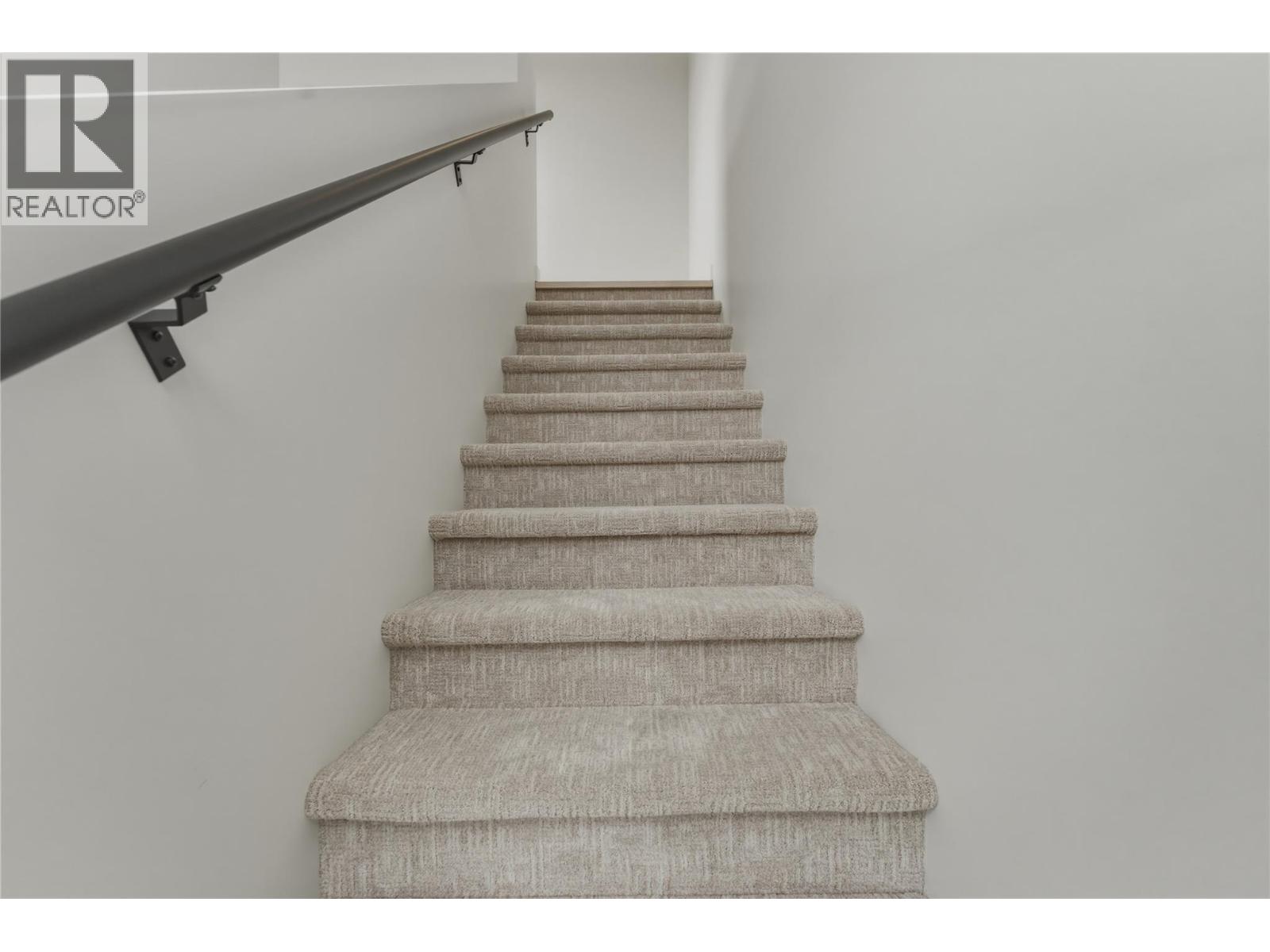 5661 Okanagan Landing Road Unit# 1, Vernon